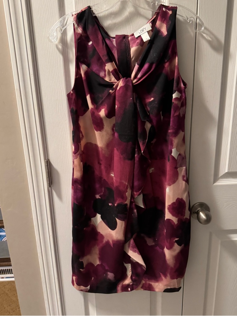 Ann Taylor Sleeveless Twist-Front Floral Mini Dress in Burgundy and Cream